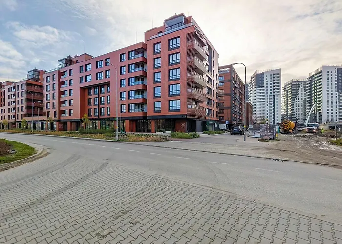 Modern With Historic Shipyard Views And Parking By Renters Lägenhet *