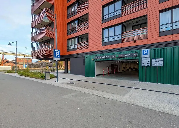 Modern With Historic Shipyard Views And Parking By Renters *